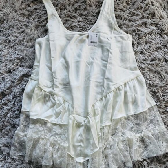 Free People Young And In Love Mini Slip / Tofu NWT - (S) - Picture 4 of 6